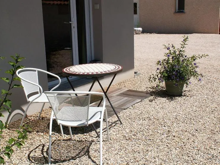 Appartement Au Calme Saint-Maurice-de-Gourdans