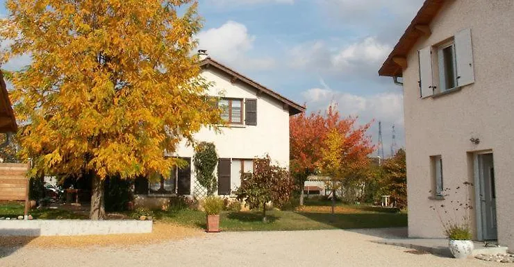 Appartement Au Calme Saint-Maurice-de-Gourdans Apartment